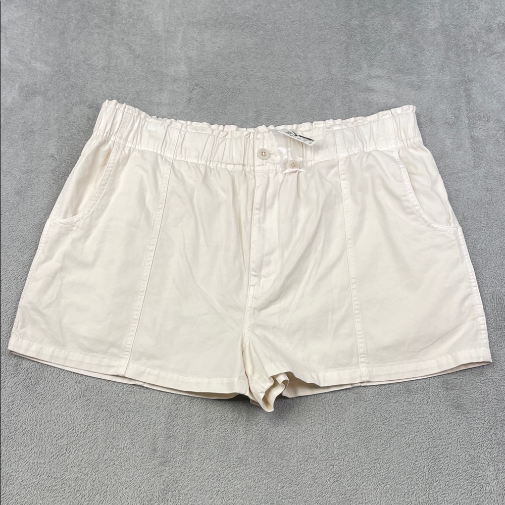 NEW Madewell 33 High Waist White Cream Paperbag Shorts‎
